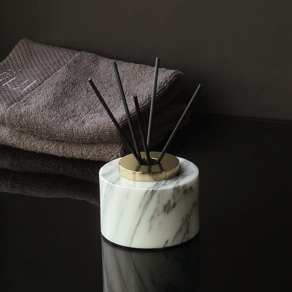 White Arabescato Natural Marbl - Reed Diffuser Set ulasan dan harga